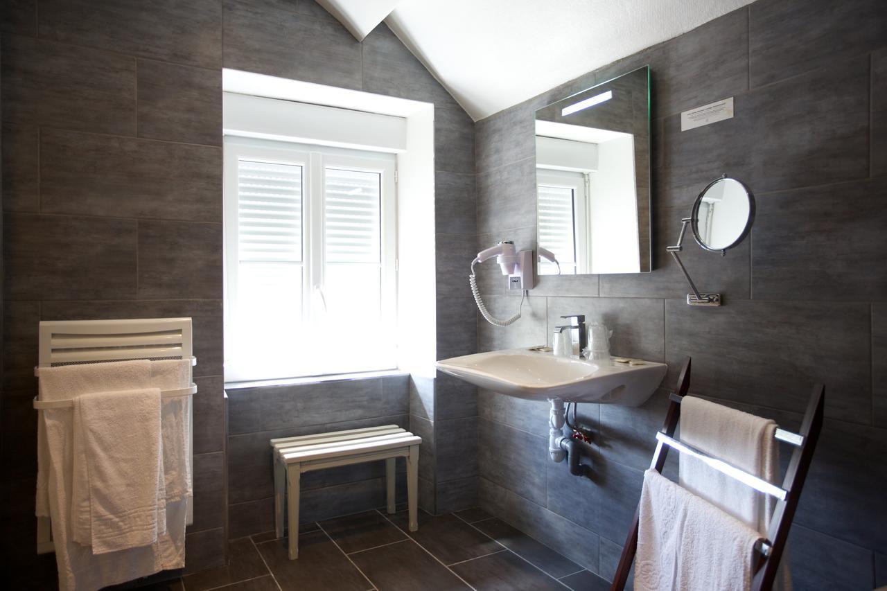 Logis Hotel Le Petit Breuil La Courtine Kültér fotó